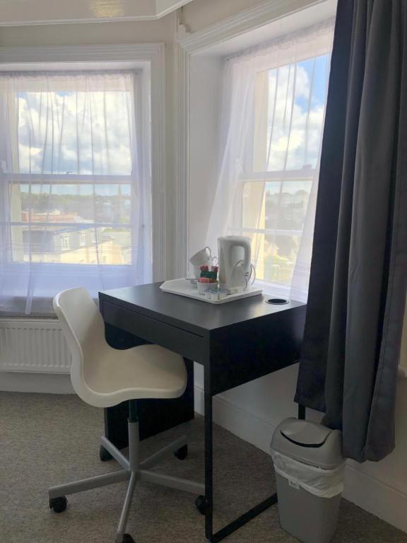 Crystal Beach Hotel Bournemouth Esterno foto